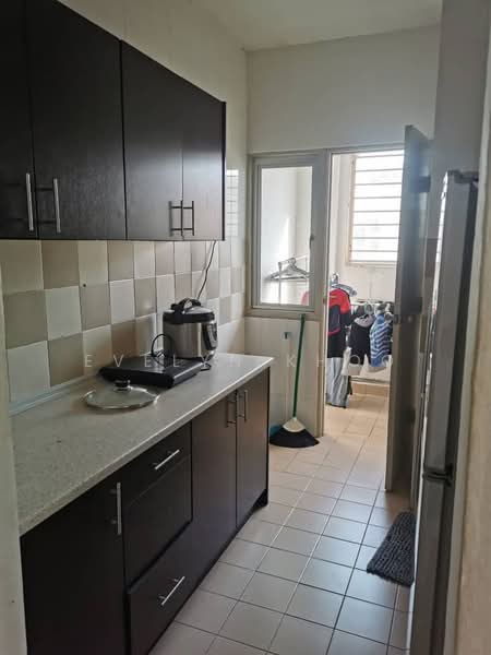Apartment for Sale at Apartment Impian - Evelyn Khoo - Kitchen - PropertyGuru.com.my