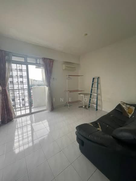 Halaman Kristal untuk Untuk Dijual - RM 480,000, Mac 2026 - Living Room - PropertyGuru.com.my