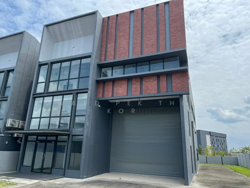 Semi-D Factory for Sale in Elmina West (Sungai Buloh) - Edward Pek Thian Kor - Exterior - PropertyGuru.com.my