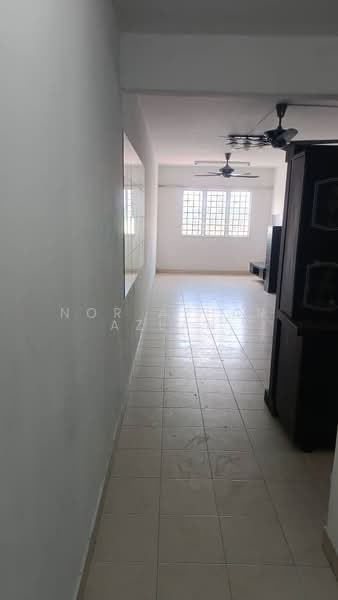 Apartment for Sale at Taman Medan Jaya Apartment - Nor Azhar Azlan - Corridor - PropertyGuru.com.my