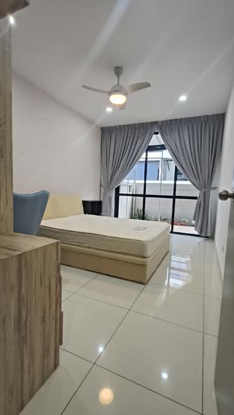Eco Summer untuk Untuk Disewa - RM 5,000 /bulan, Mac 2026 - Bedroom - PropertyGuru.com.my