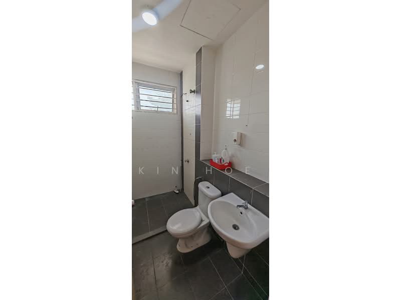 2-storey Terraced House for Sale in Taman TTDI Grove (Kajang) - Kin Hoe - Bathroom - PropertyGuru.com.my