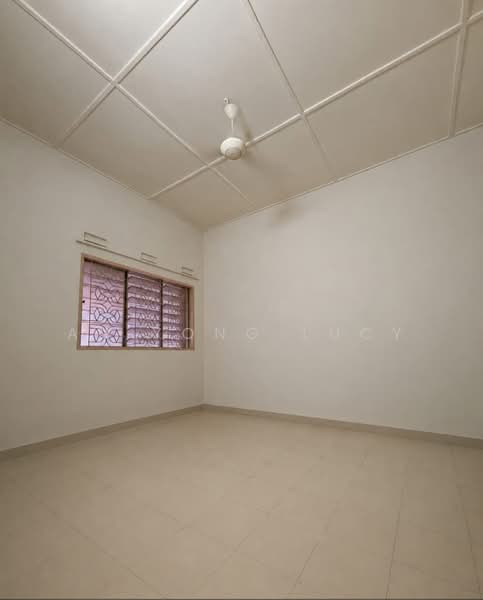 1-storey Terraced House for Sale in Taman Iskandar (Johor Bahru) - Au Yong Lucy - Bedroom - PropertyGuru.com.my