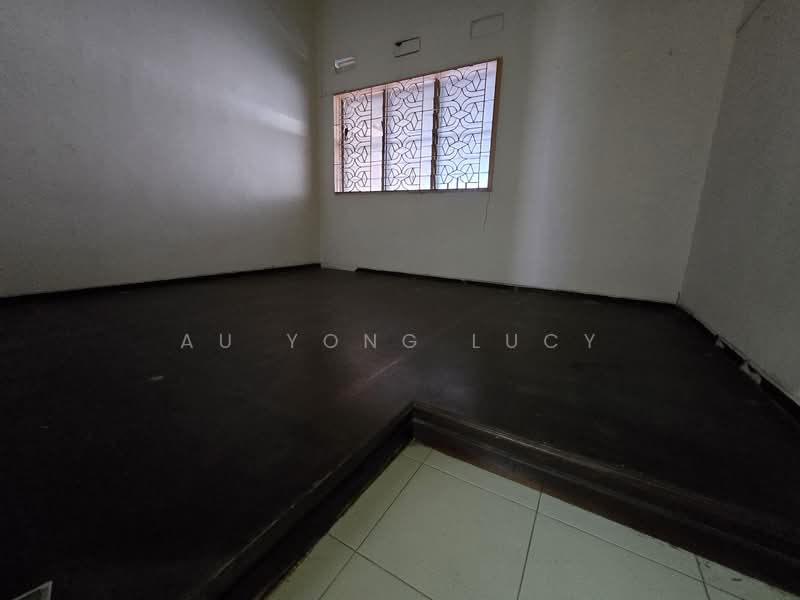 1-storey Terraced House for Sale in Taman Iskandar (Johor Bahru) - Au Yong Lucy - Bedroom - PropertyGuru.com.my