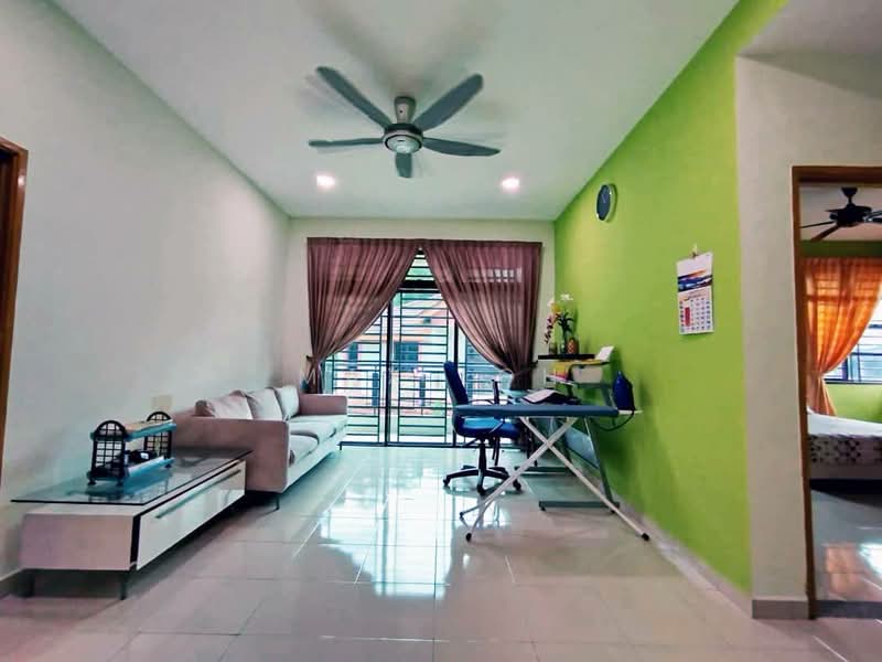 Semi-Detached House for Sale in Taman Nusa Idaman (Iskandar Puteri (Nusajaya)) - Max Loh - Living Room - PropertyGuru.com.my