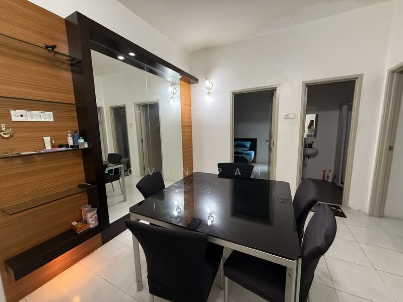 Condominium for Rent at Bayswater Resort Condominium - Jovin Pang - Dining Room - PropertyGuru.com.my
