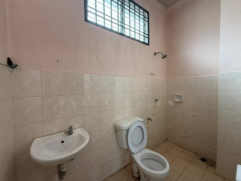 2-storey Terraced House for Sale in Kulai (Johor) - Grace Chiew - Bathroom - PropertyGuru.com.my