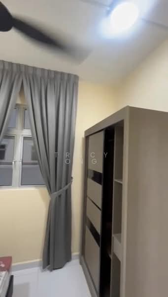Pangsapuri Flora Indah untuk Untuk Disewa - RM 1,300 /bulan, Mac 2026 - Bedroom - PropertyGuru.com.my