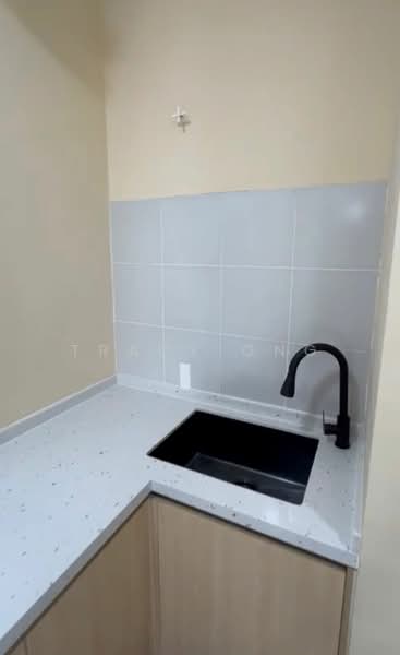 Pangsapuri Flora Indah untuk Untuk Disewa - RM 1,300 /bulan, Mac 2026 - Kitchen - PropertyGuru.com.my