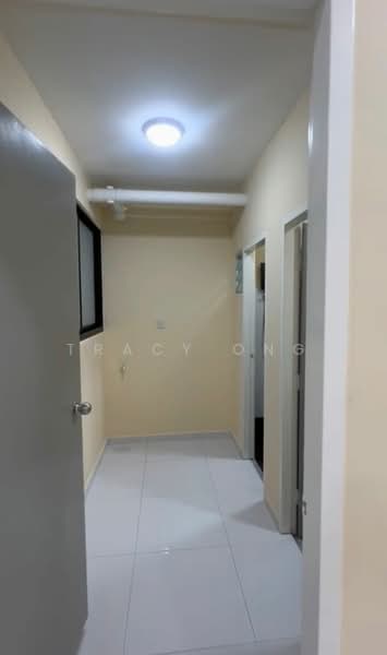 Pangsapuri Flora Indah untuk Untuk Disewa - RM 1,300 /bulan, Mac 2026 - Corridor - PropertyGuru.com.my