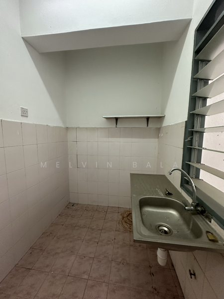 Flat for Sale at Impian Baiduri - Melvin Bala - Kitchen - PropertyGuru.com.my