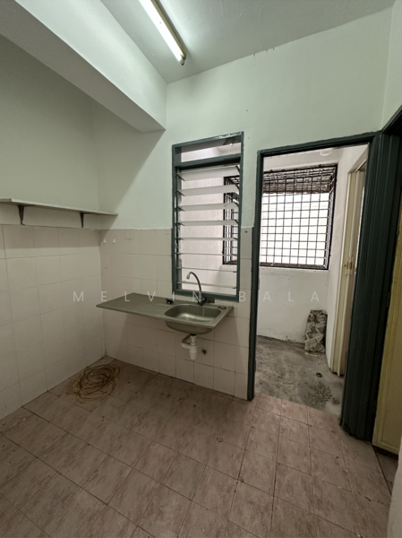 Flat for Sale at Impian Baiduri - Melvin Bala - Kitchen - PropertyGuru.com.my