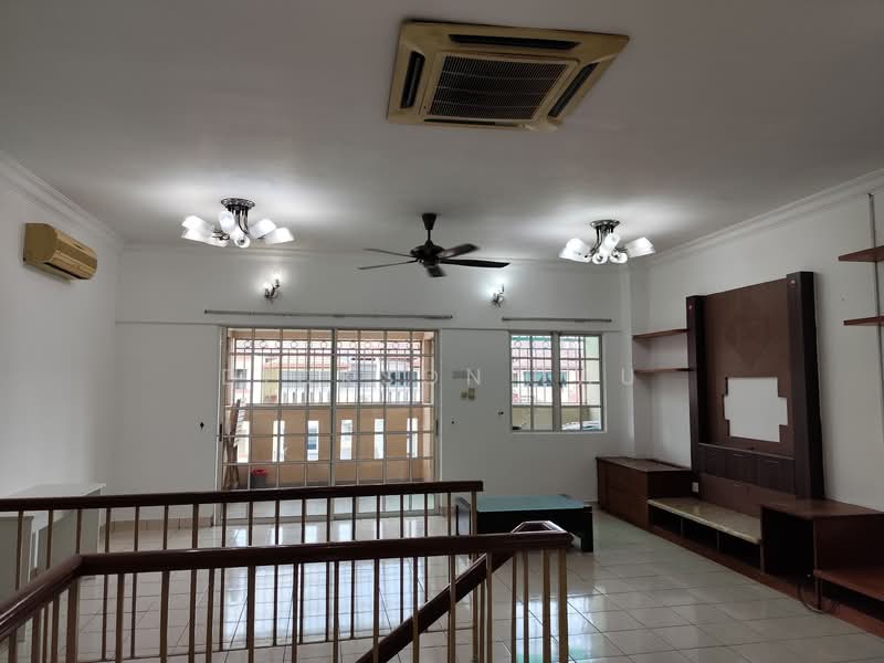 Taman Megah Kepong untuk Untuk Disewa - RM 3,500 /bulan, Feb 2026 - Living Room - PropertyGuru.com.my