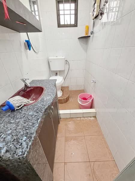 Taman permas jaya taman permas jayass untuk Untuk Dijual - RM 448,000, Mac 2026 - Bathroom - PropertyGuru.com.my