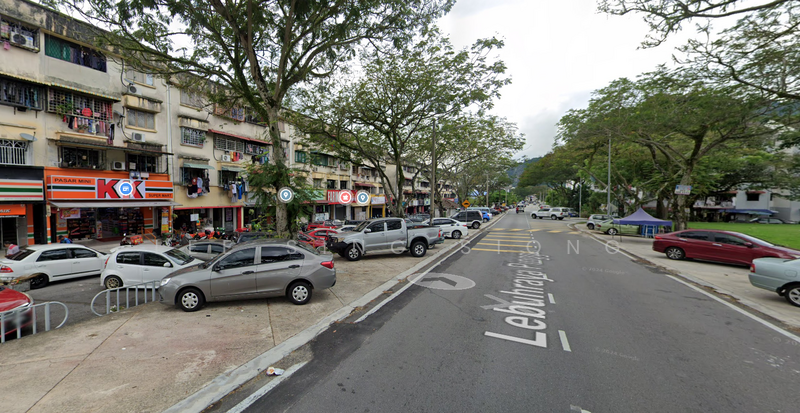 (Ground Floor) Taman Pinggiran Batu Caves untuk Untuk Disewa - RM 4,000 /bulan, Mac 2026 - Exterior - PropertyGuru.com.my