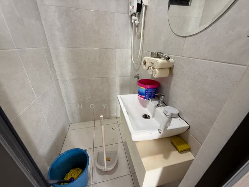 Condominium for Sale at TRI PINNACLE - Hoy Meng - Bathroom - PropertyGuru.com.my