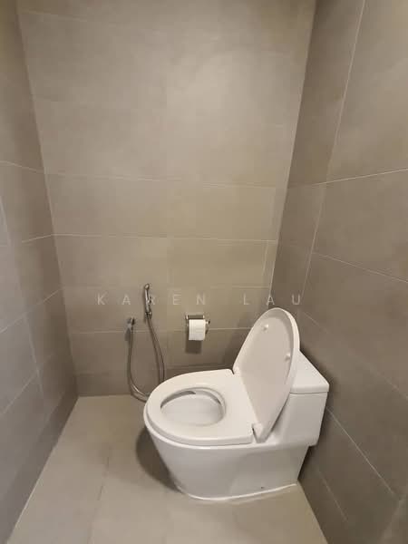 Condominium for Sale at Vivo Residential Suites - Karen Lau - Bathroom - PropertyGuru.com.my