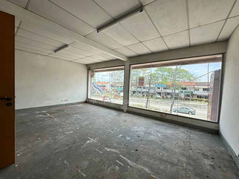 Office for Rent in Johor Bahru (Johor) - Lau Ping Ting - Interior - PropertyGuru.com.my