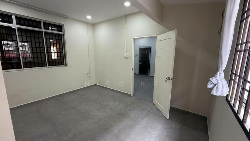 2.5-storey Terraced House for Sale in Taman Pelangi (Johor Bahru) - Nico Ho - Interior - PropertyGuru.com.my