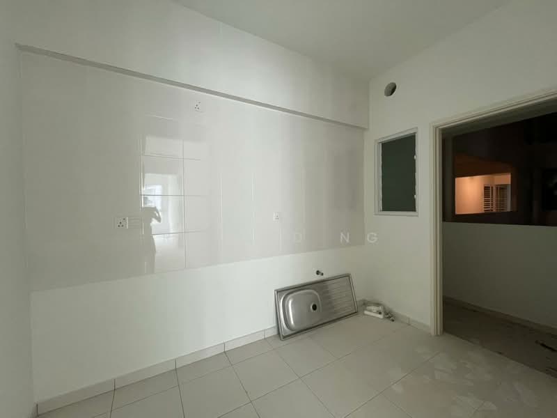 Kondominium untuk Dijual di i-Santorini - Ronald Ng - Kitchen - PropertyGuru.com.my