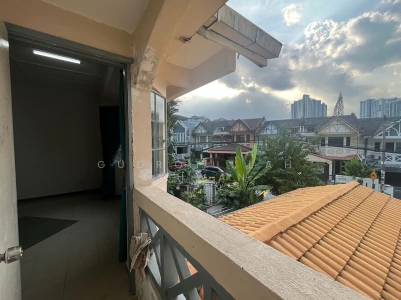 2-storey Terraced House for Sale in Seksyen 5 Wangsa Maju (Wangsa Maju) - Gudrotullah Ikhwan - Balcony - PropertyGuru.com.my