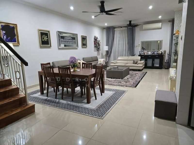 Presint 18 untuk Untuk Dijual - RM 1,930,000, Mac 2026 - Living Room - PropertyGuru.com.my