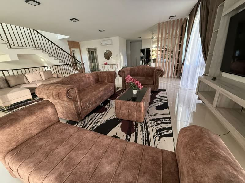 3.5-storey Terraced House for Sale in Ampang (Selangor) - Lucas Choo - Living Room - PropertyGuru.com.my
