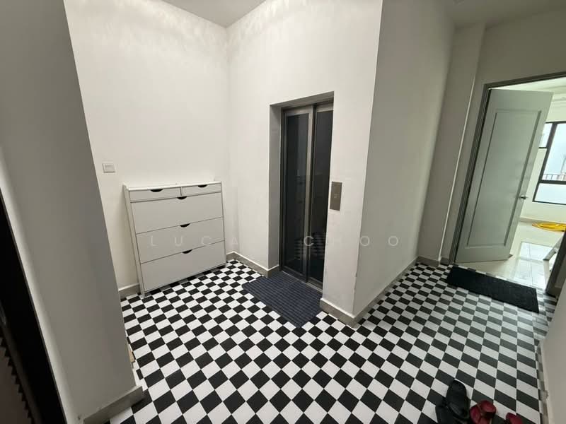 3.5-storey Terraced House for Sale in Ampang (Selangor) - Lucas Choo - Entrance - PropertyGuru.com.my