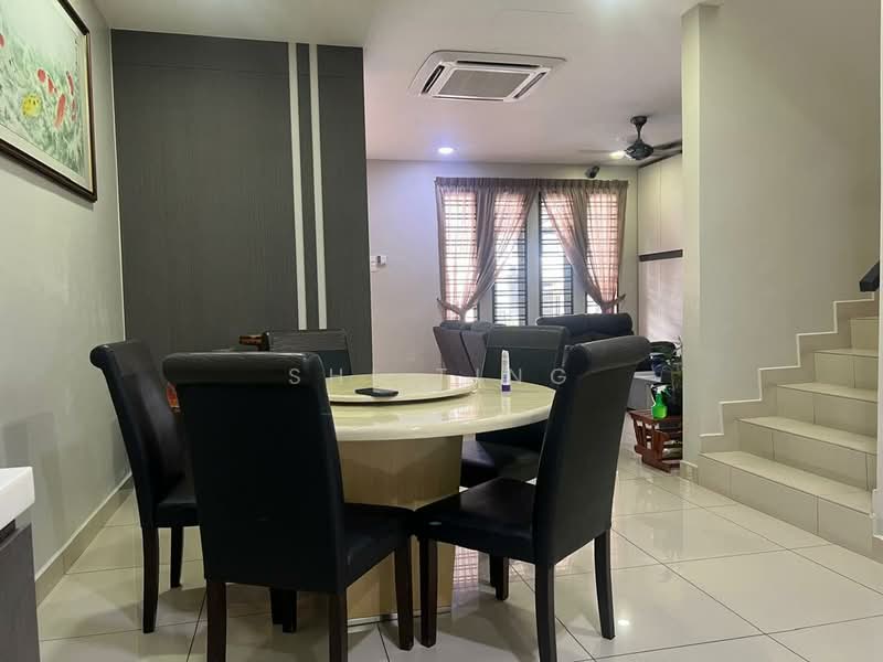 2-storey Terraced House for Sale in Taman Seri Austin (Tebrau) - Shi Ting - Dining Room - PropertyGuru.com.my