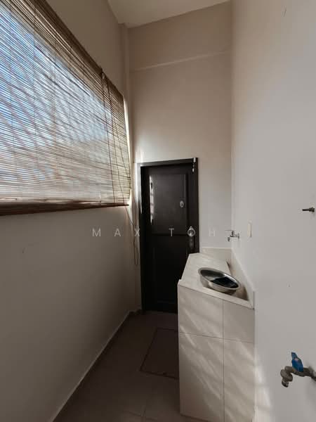 Jalan Sena Kulai 1.5 storey Endlot untuk Untuk Disewa - RM 2,400 /bulan, Feb 2026 - PropertyGuru.com.my