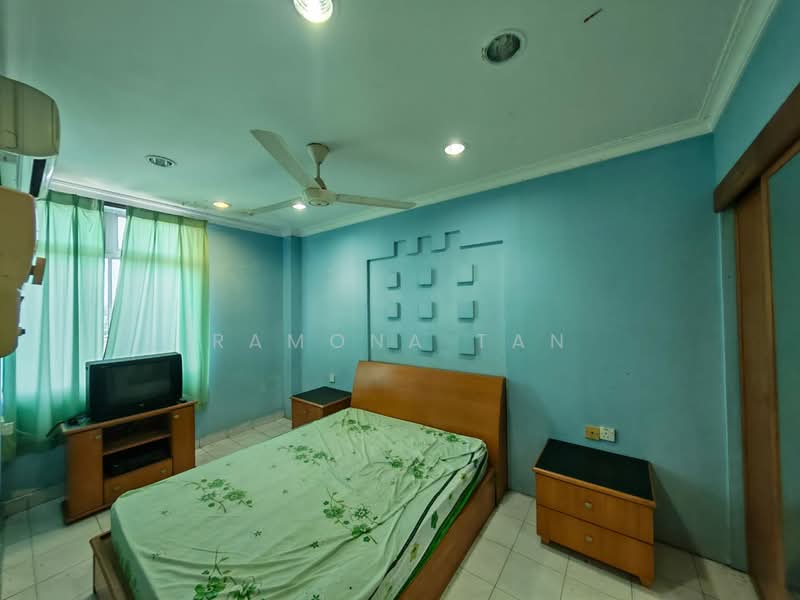 Apartment for Sale at Pangsapuri Mata Kuching - Ramona Tan - Bedroom - PropertyGuru.com.my