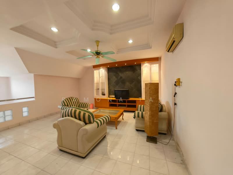 Apartment for Sale at Pangsapuri Mata Kuching - Ramona Tan - Living Room - PropertyGuru.com.my