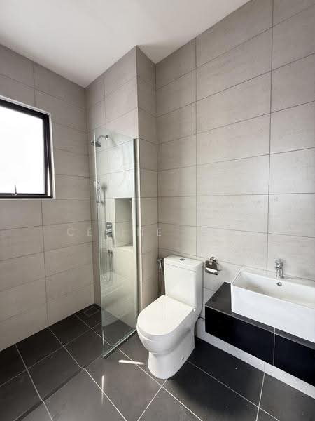 Semi-Detached House for Sale in Eco Ardence (Setia Alam) - Celine Gan - Bathroom - PropertyGuru.com.my