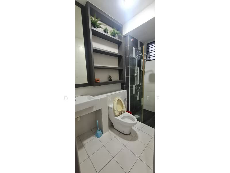 Service Residence for Rent at D'Ambience Residences (Pangsapuri Ikatan Flora) - Daphne Lee - Bathroom - PropertyGuru.com.my