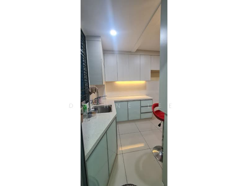 Service Residence for Rent at D'Ambience Residences (Pangsapuri Ikatan Flora) - Daphne Lee - Kitchen - PropertyGuru.com.my