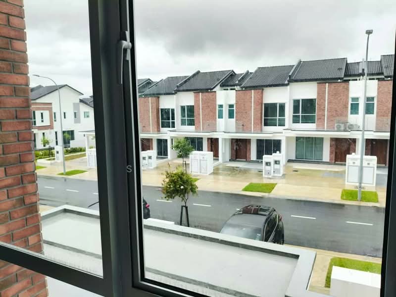 2-storey Terraced House for Sale in Bandar Gamuda Gardens (Rawang) - Saran SK - Exterior - PropertyGuru.com.my