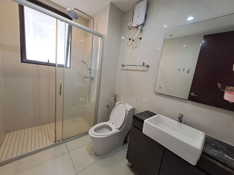 Bay Laurel @ Country Garden Danga Bay untuk Untuk Dijual - RM 800,000, Mac 2026 - Bathroom - PropertyGuru.com.my