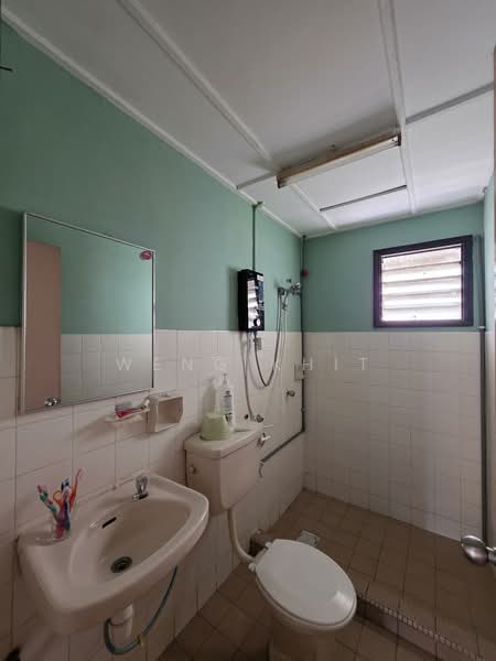Sri Jelatek untuk Untuk Dijual - RM 410,000, Feb 2026 - Bathroom - PropertyGuru.com.my