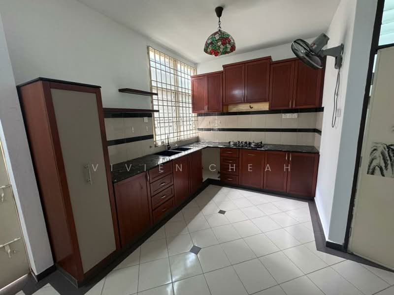 2 Sty Terrace at Lebuh Midlands Palau Tikus untuk Untuk Dijual - RM 1,550,000, Feb 2026 - Kitchen - PropertyGuru.com.my