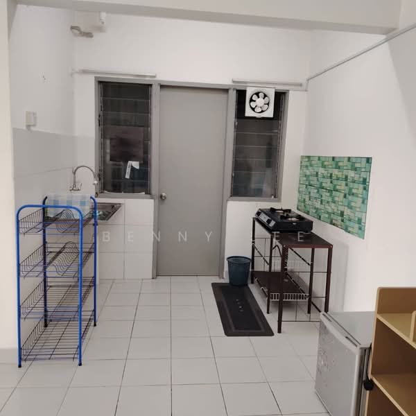 Apartment for Rent at Gapura Bayu - Benny Lee - Kitchen - PropertyGuru.com.my