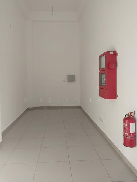 Factory for Rent in Nilai Impian (Nilai) - Vincent Tan - Interior - PropertyGuru.com.my