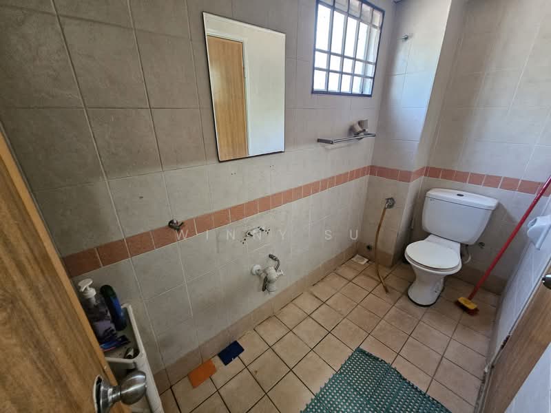 2-storey Terraced House for Sale in Bukit Jelutong (Shah Alam) - Winny Su - Bathroom - PropertyGuru.com.my