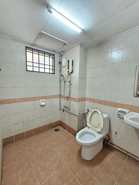 2-storey Terraced House for Sale in Bukit Jelutong (Shah Alam) - Winny Su - PropertyGuru.com.my