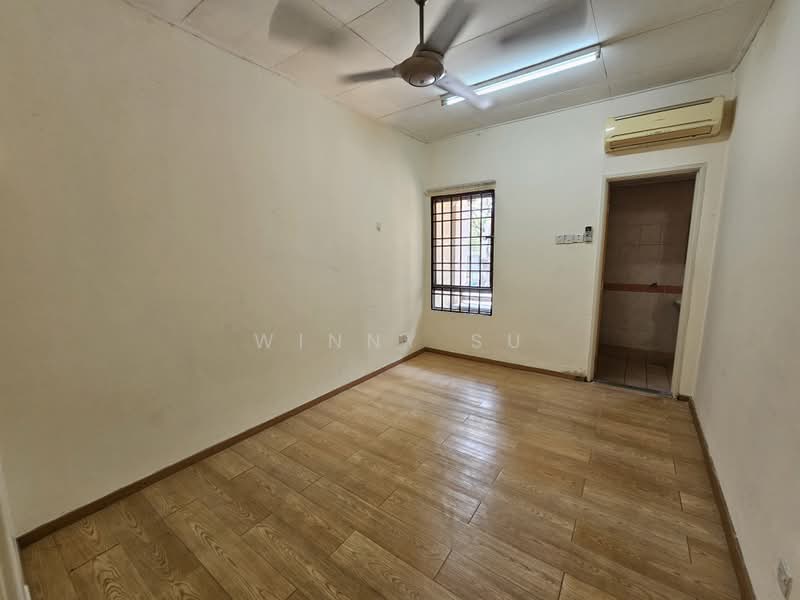 2-storey Terraced House for Sale in Bukit Jelutong (Shah Alam) - Winny Su - PropertyGuru.com.my
