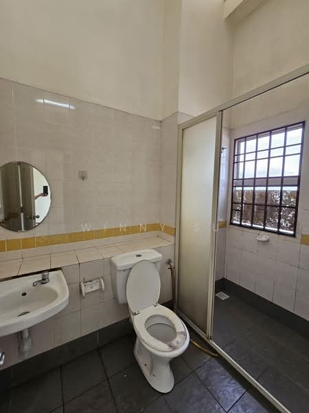 2-storey Terraced House for Sale in Bukit Jelutong (Shah Alam) - Winny Su - PropertyGuru.com.my