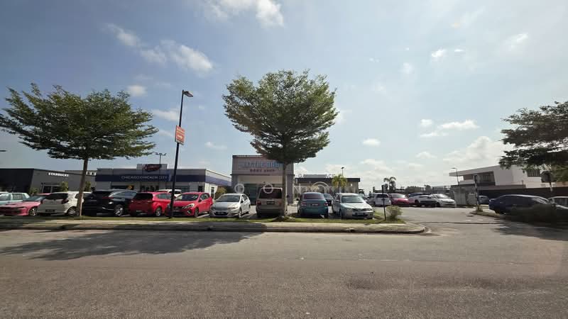 Shop / Office for Sale in Taman Daya (Johor Bahru) - Soon . - Exterior - PropertyGuru.com.my
