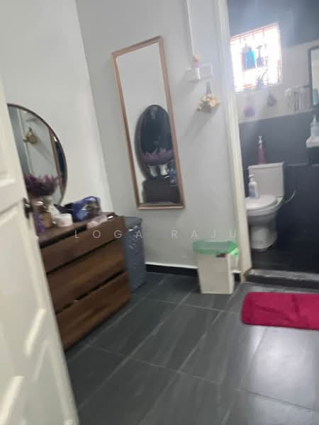 2-storey Terraced House for Rent in Taman Teluk Gedung Indah (Klang) - Loga Raju - Bathroom - PropertyGuru.com.my