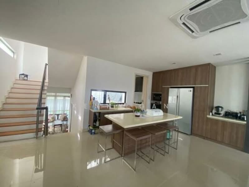 3-storey Terraced House for Rent in Cyberjaya (Selangor) - Kenny Gan - Kitchen - PropertyGuru.com.my