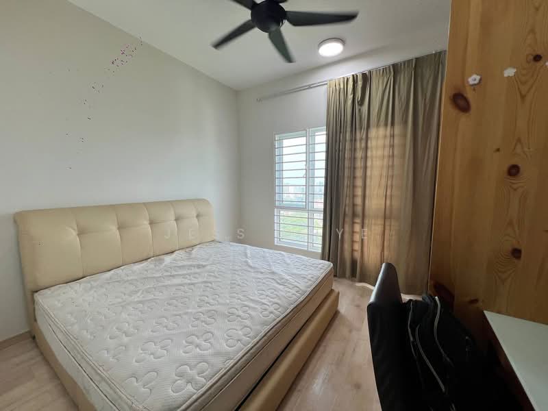 Kondominium untuk Disewa di The Holmes 1 - Jess Chye - Bedroom - PropertyGuru.com.my