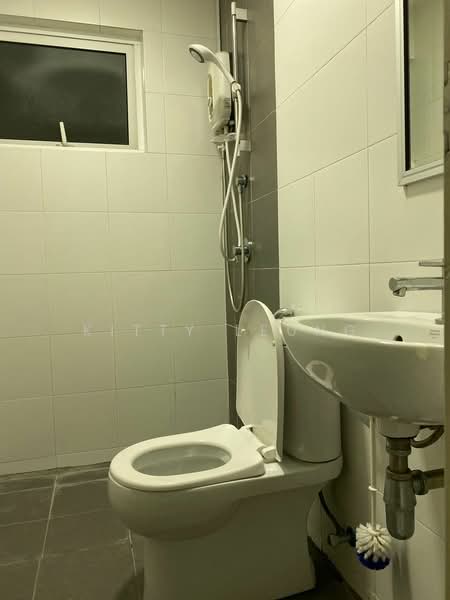 Service Residence for Sale at Pacific Place - Kitty Leung - Bathroom - PropertyGuru.com.my